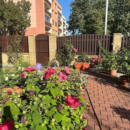 Family-Friendly Prague 5 Stay Luaran gambar