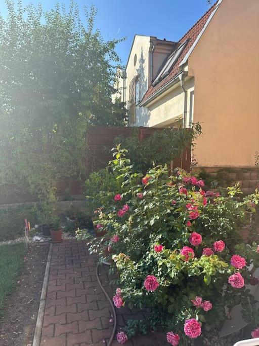 Family-Friendly Prague 5 Stay Luaran gambar