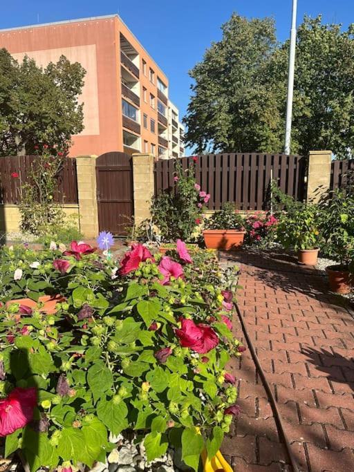Family-Friendly Prague 5 Stay Luaran gambar